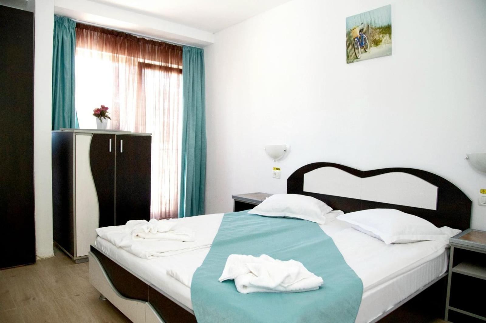 Hotel Iulia Resort Vénus Extérieur photo