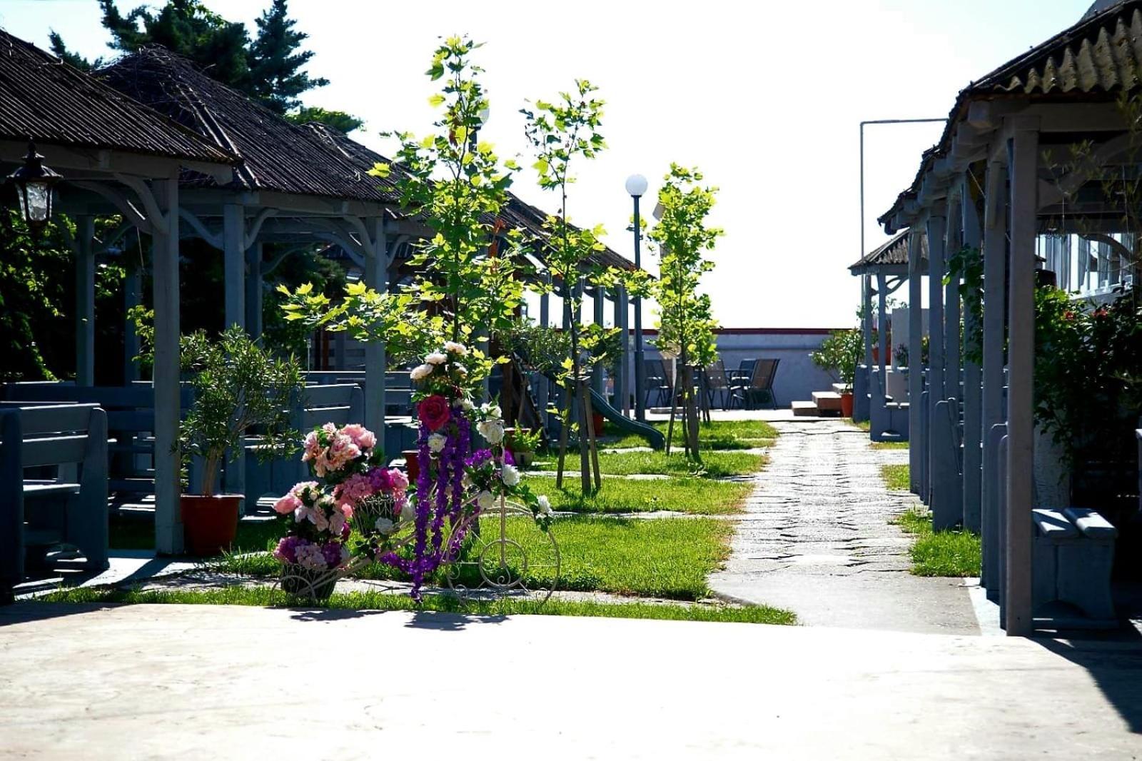 Hotel Iulia Resort Vénus Extérieur photo